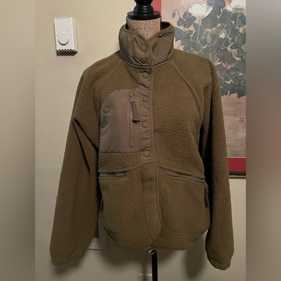 Free People Jackets & Blazers - Free People Movement Hit the Slopes Fleece Jacket